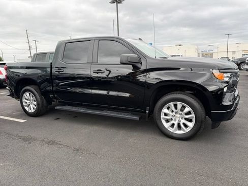 Used 2025 Chevrolet Silverado 1500 Custom AWD/4WD image 6