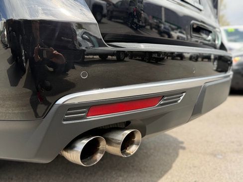 Used 2021 Chevrolet Suburban High Country image 21