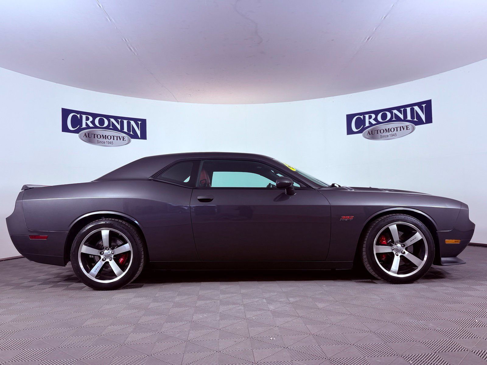 Used 2014 Dodge Challenger SRT8 w/ Harman/Kardon Audio Group RWD image 30