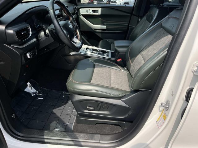 Used 2023 Ford Explorer Timberline w/ Timberline Technology Package AWD/4WD image 29