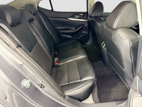 Used 2023 Nissan Maxima SV w/ Floor Mat Group FWD image 21