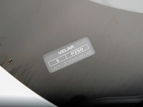 Used 2024 Land Rover Range Rover Velar S AWD/4WD image 66