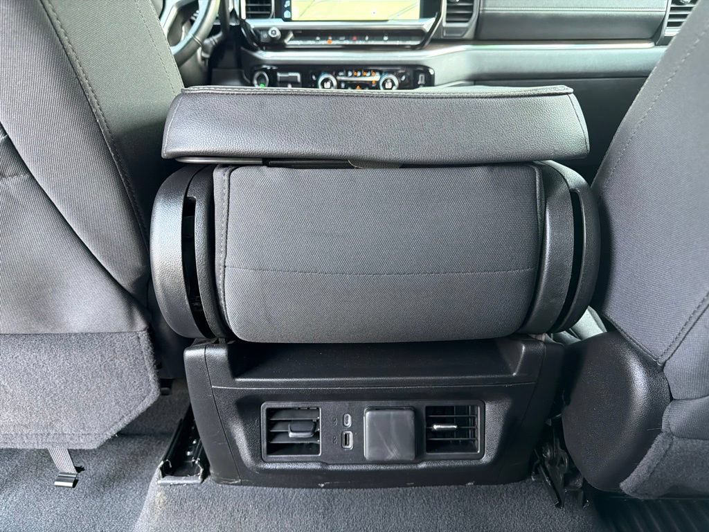 Used 2025 Chevrolet Silverado 1500 LT AWD/4WD image 23