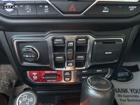 Used 2023 Jeep Wrangler Unlimited Rubicon w/ Steel Bumper Group image 13