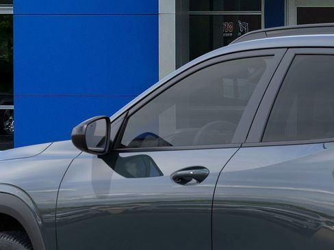 New 2026 Chevrolet Trax LT w/ Driver Confidence Package image 36
