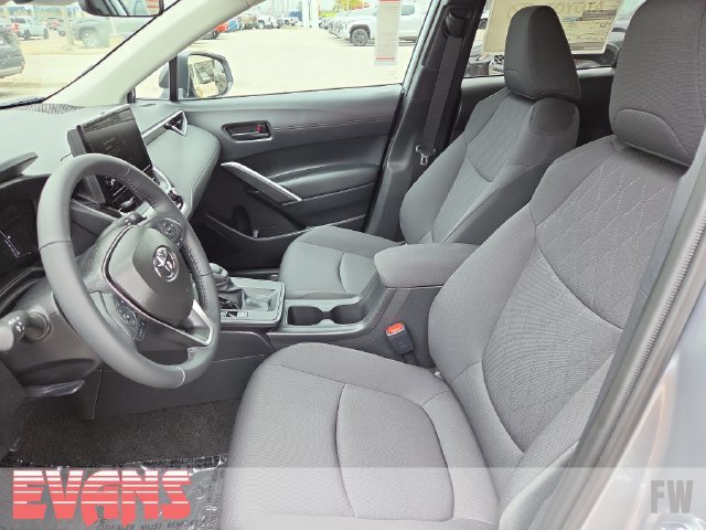 New 2026 Toyota Corolla Cross LE FWD image 19