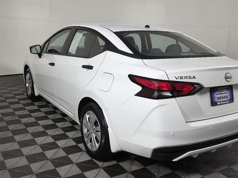 Used 2024 Nissan Versa S image 5