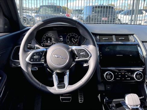 Used 2024 Jaguar E-PACE R-Dynamic SE image 7