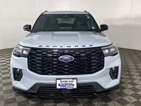 Used 2026 Ford Explorer ST-Line AWD/4WD image 27