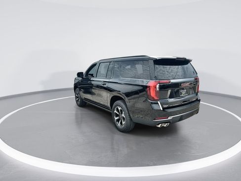 New 2026 GMC Yukon XL AT4 w/ AT4 Premium Plus Package AWD/4WD image 6