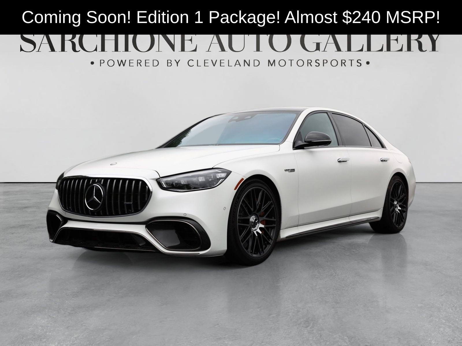 Used 2024 Mercedes-Benz S 63 AMG S w/ Carbon Fiber Exterior Package image 8