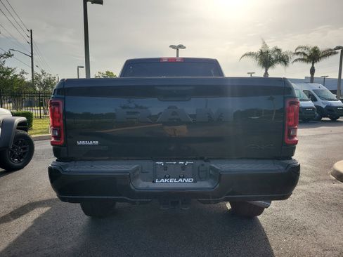 New 2026 RAM 2500 Big Horn AWD/4WD image 7