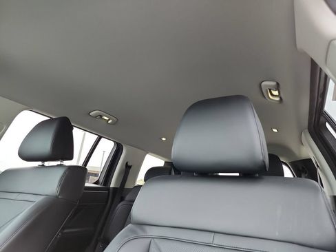 Used 2025 Hyundai Santa Fe SEL FWD image 27