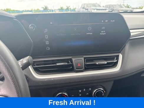 Used 2024 Chevrolet TrailBlazer LS w/ LS Convenience Package FWD image 7