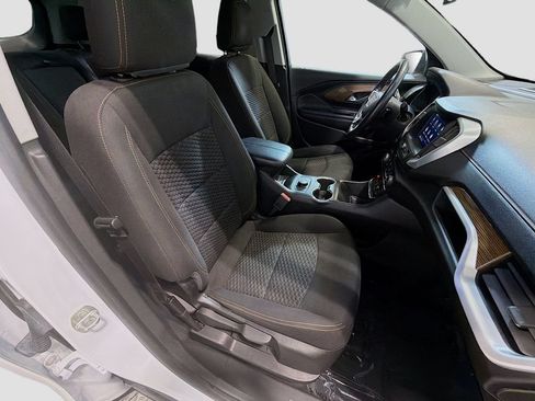 Used 2021 GMC Terrain SLE FWD image 28
