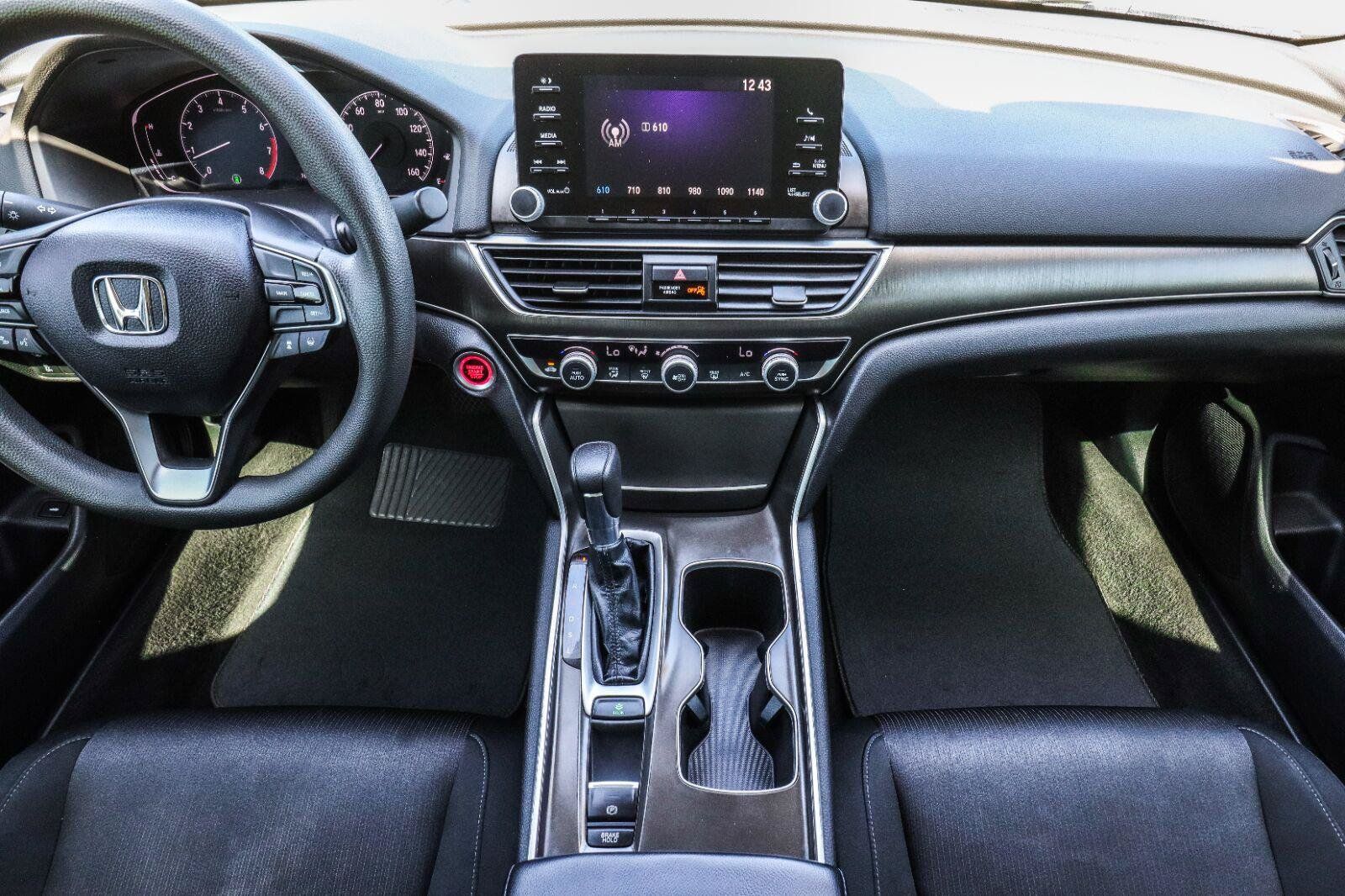 Used 2018 Honda Accord LX image 24