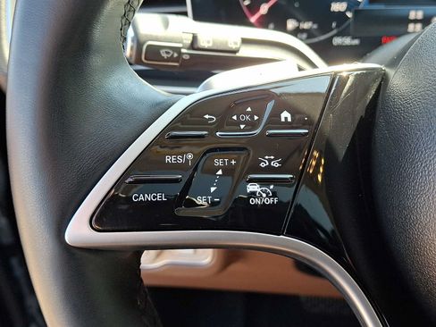 Used 2024 Mercedes-Benz GLS 450 4MATIC image 22