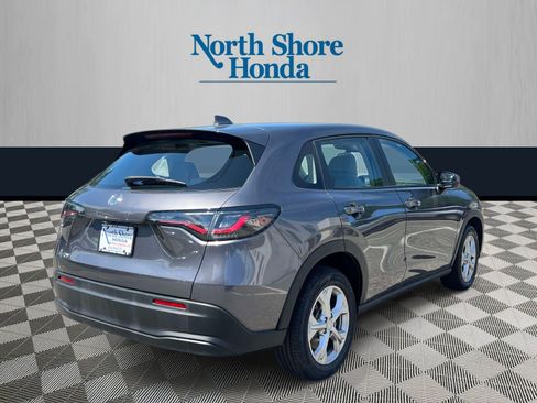 Certified 2023 Honda HR-V LX image 4
