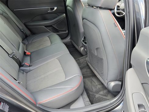 Used 2023 Hyundai Sonata SEL Plus w/ Cargo Package image 16
