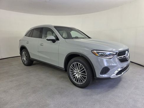 New 2026 Mercedes-Benz GLC 300 image 1