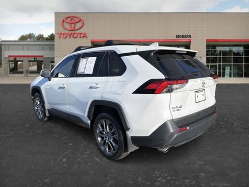 Certified 2025 Toyota RAV4 XLE Premium AWD/4WD image 6