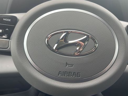 Certified 2023 Hyundai Elantra SEL FWD image 34