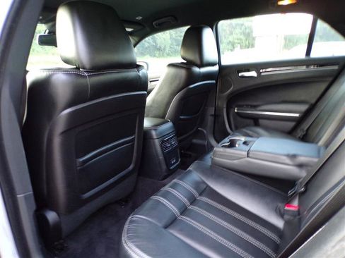 Used 2017 Chrysler 300 S image 28