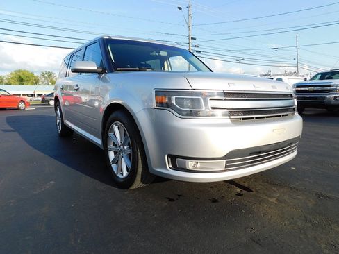 Used 2017 Ford Flex Limited AWD/4WD image 2