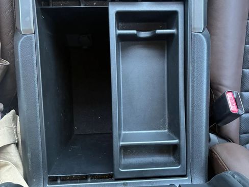 Used 2016 Nissan Titan Platinum Reserve image 39