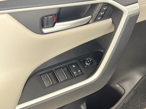 Used 2025 Toyota RAV4 Limited w/ Advanced Technology Package FWD image 17