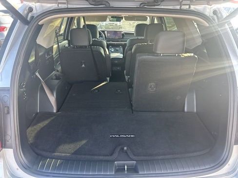 Used 2024 Hyundai Palisade Limited image 34