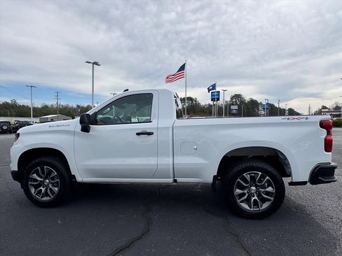Used 2026 Chevrolet Silverado 1500 W/T w/ WT Value Package image 6