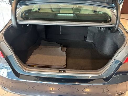 Used 2018 Toyota Camry LE FWD image 22