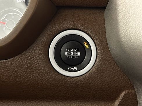 Used 2020 RAM 1500 Laramie image 24