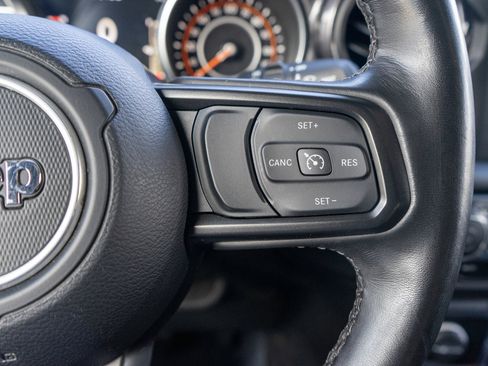 Used 2022 Jeep Wrangler Unlimited Sport AWD/4WD image 24