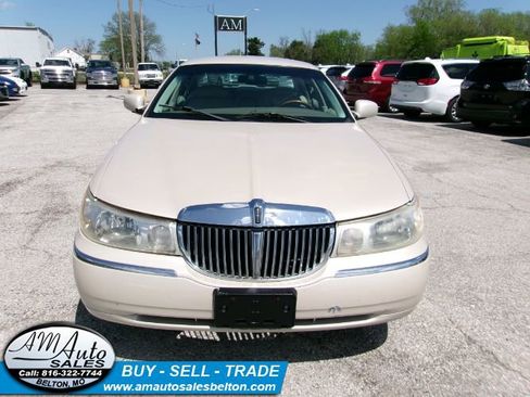 Used 2000 Lincoln Town Car Cartier RWD image 8