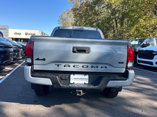 Used 2020 Toyota Tacoma SR5 w/ Technology Package AWD/4WD image 14