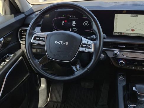 Used 2023 Kia Telluride S image 19