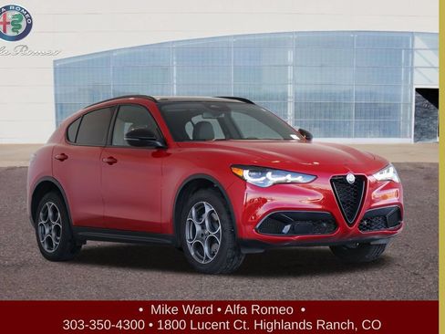 Used 2025 Alfa Romeo Stelvio Sprint AWD/4WD image 8
