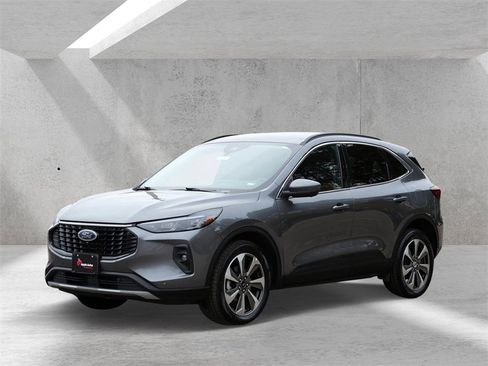 Certified 2024 Ford Escape Platinum image 6