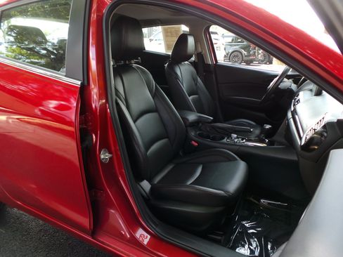 Used 2016 MAZDA MAZDA3 i Grand Touring FWD image 17