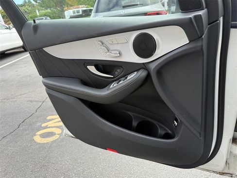 Certified 2022 Mercedes-Benz GLC 300 4MATIC image 27