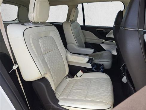 Used 2020 Lincoln Aviator Black Label Grand Touring w/ Class IV Trailer Tow Package image 20