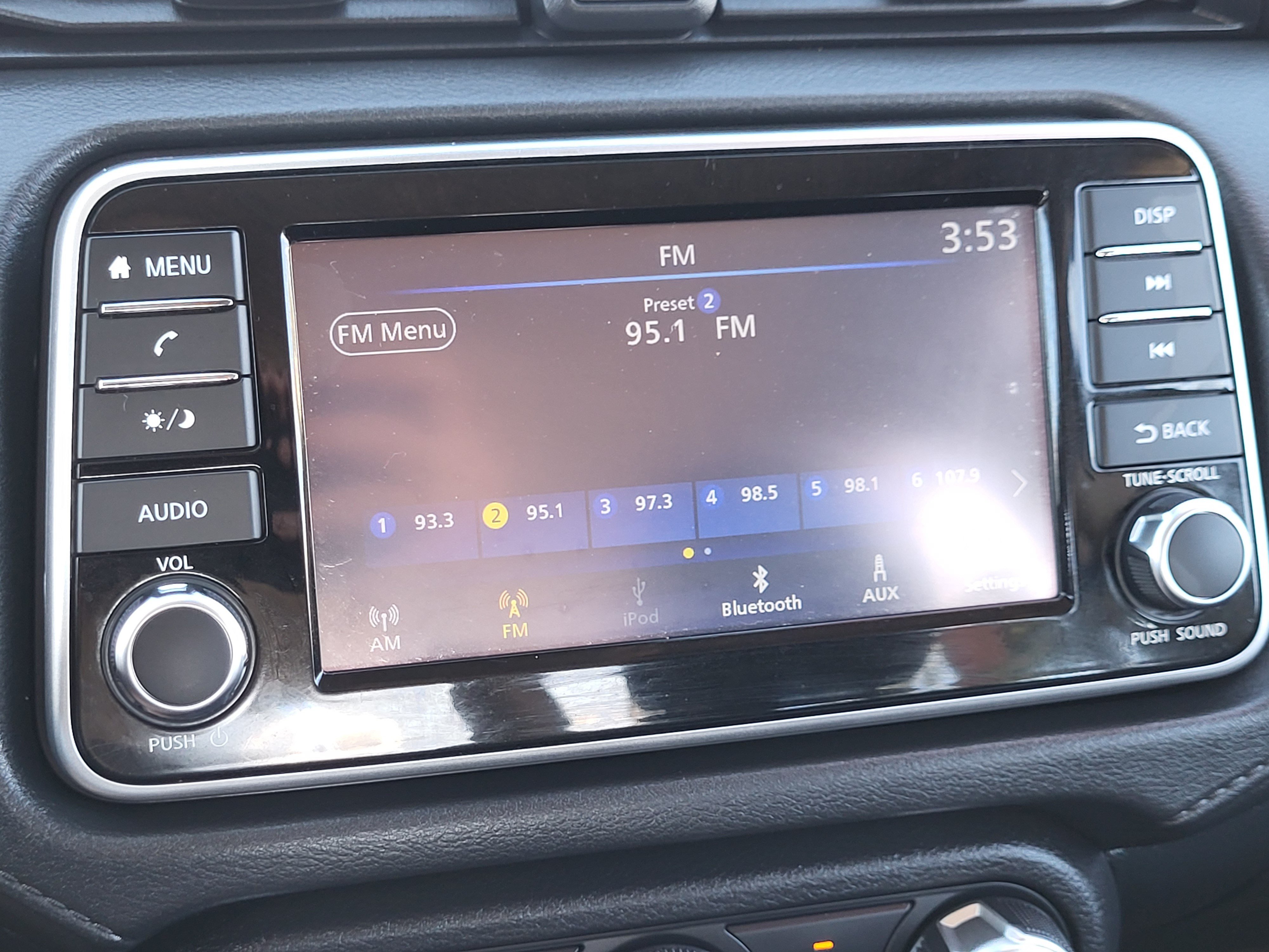 Used 2024 Nissan Versa S w/ Trunk Package FWD image 32