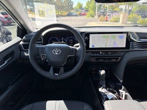 Used 2026 Toyota Camry XLE w/ Premium Plus Package AWD/4WD image 15