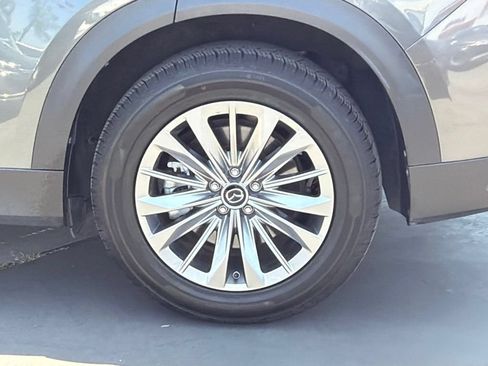 Used 2024 MAZDA CX-90 Plug-In Hybrid w/ Preferred AWD/4WD image 18