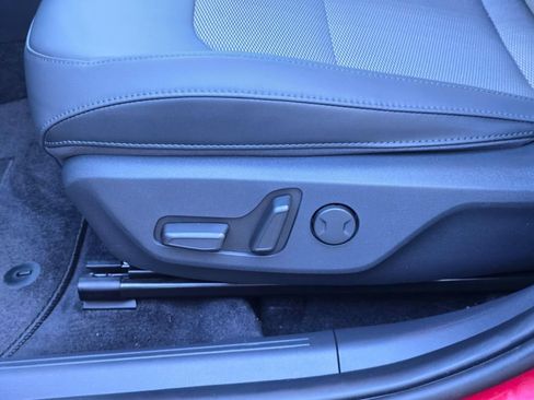 Certified 2023 Kia Niro Wind w/ Wind Preserve Package FWD image 13