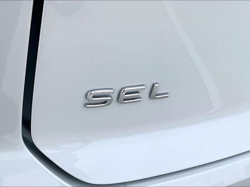 Used 2024 Volkswagen Atlas Cross Sport SEL Premium R-Line AWD/4WD image 9
