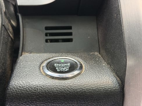 Used 2019 Ford F350 Platinum w/ Snow Plow Prep Package image 20