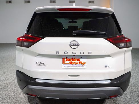 Used 2022 Nissan Rogue SL FWD image 8